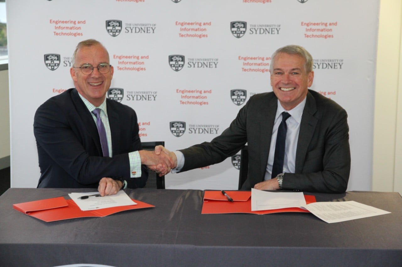 University of Sydney Vice-Chancellor and Principal Dr Michael Spence and Thales Australia Country Director and CEO Chris Jenkins sign the MOU agreement. 