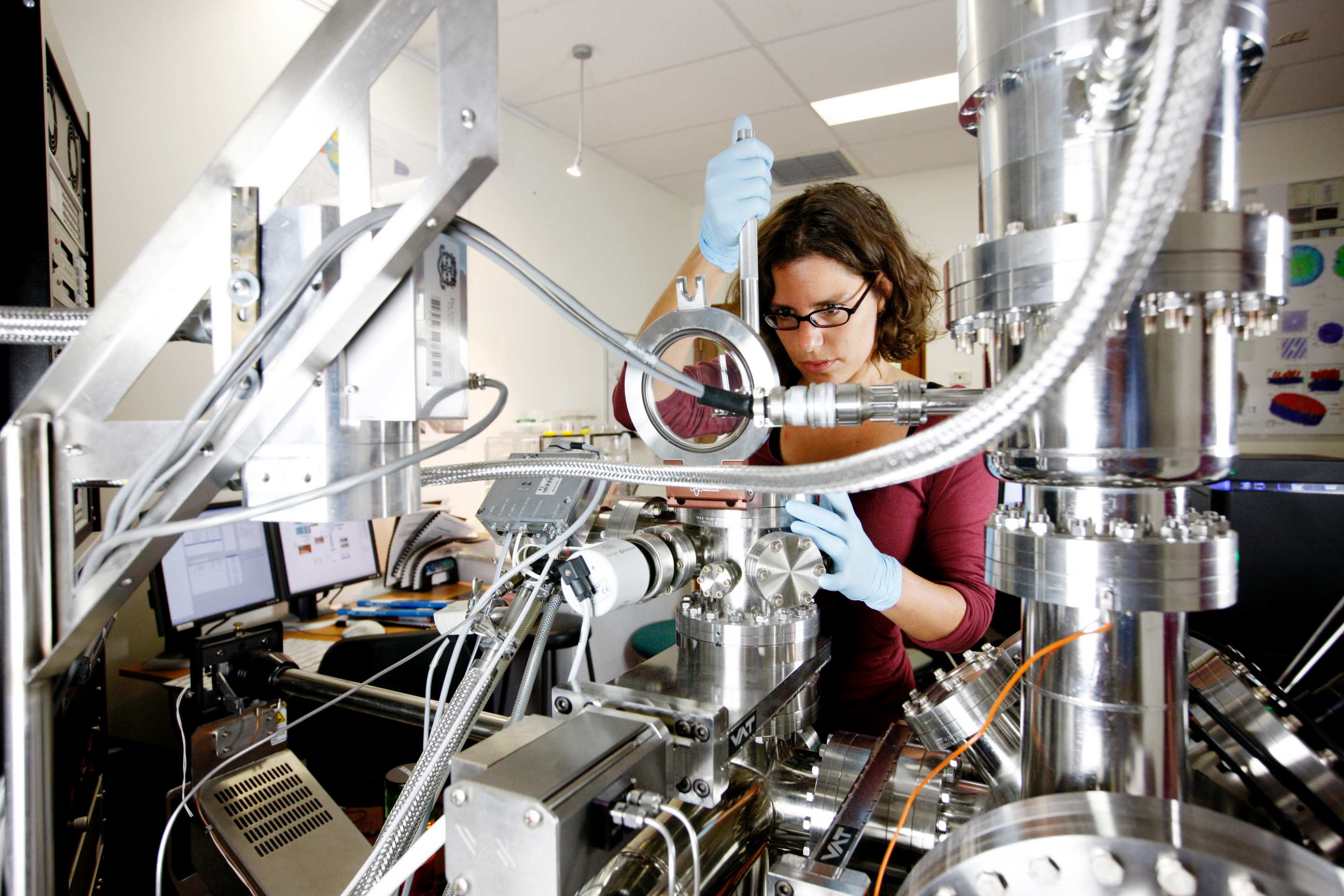 Dr Barbara Scherrer using an atom probe 