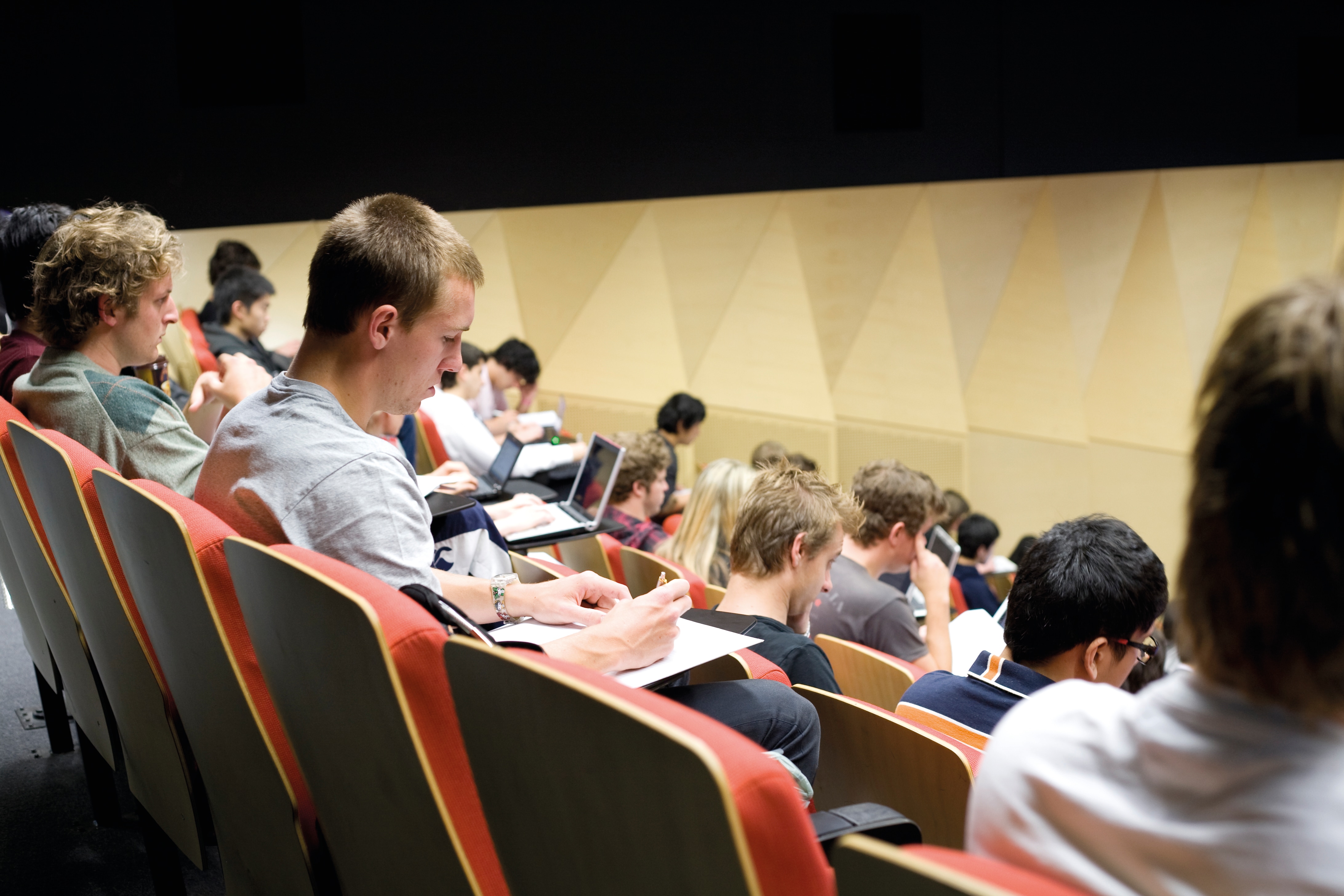How to make the most of your university lectures