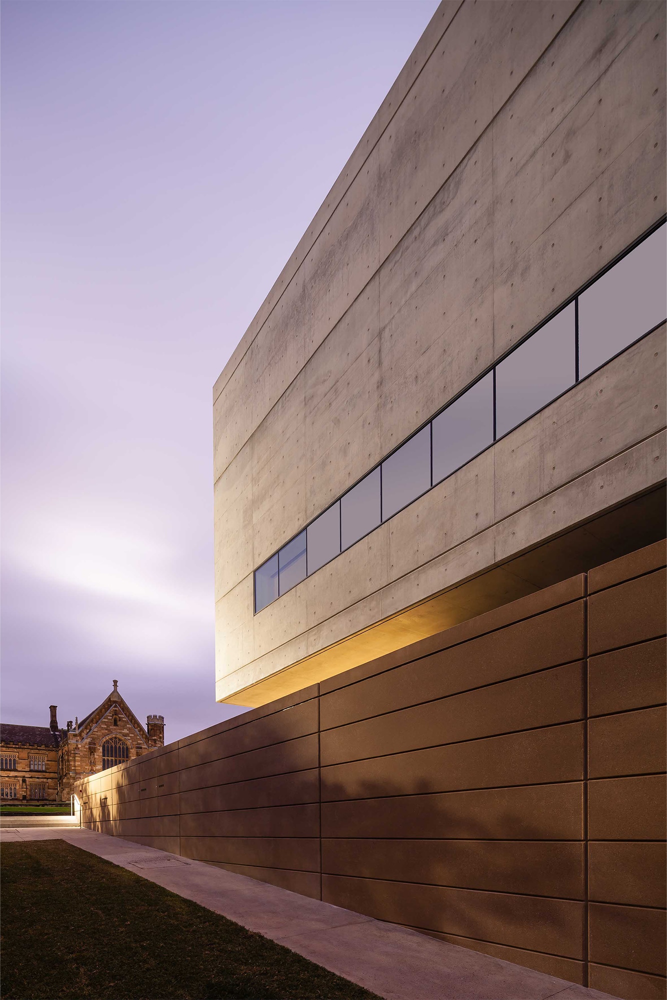 Chau Chak Wing Museum at dusk