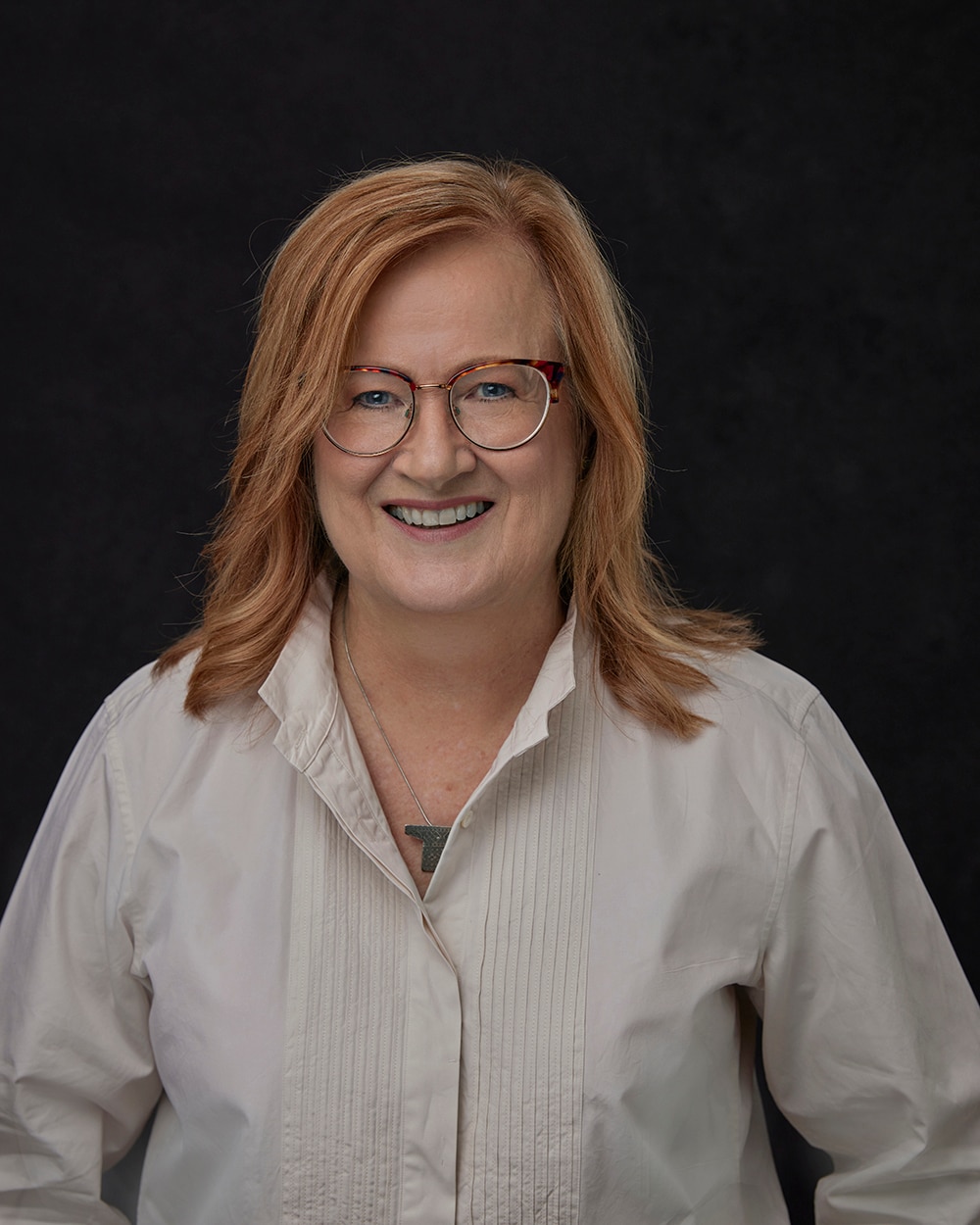 Headshot of Professor Alison Lewis