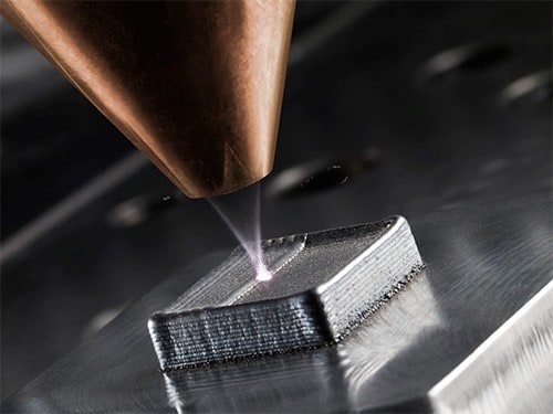 Additive manufacturing at work
