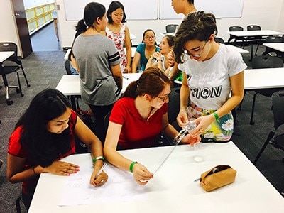 Hands-on STEM workshops for women