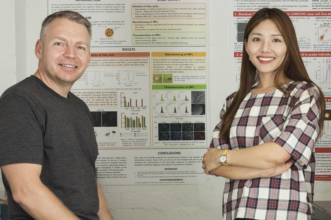 Associate Professor Wojciech Chrzanowski and Sally Yunsun Kim