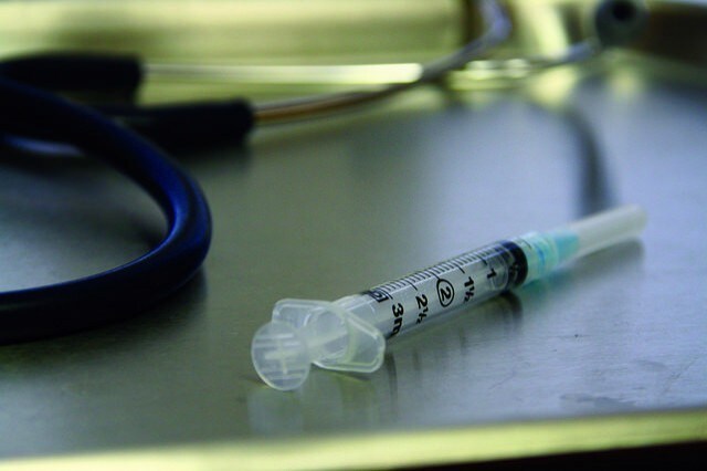 Image of a vaccine needle
