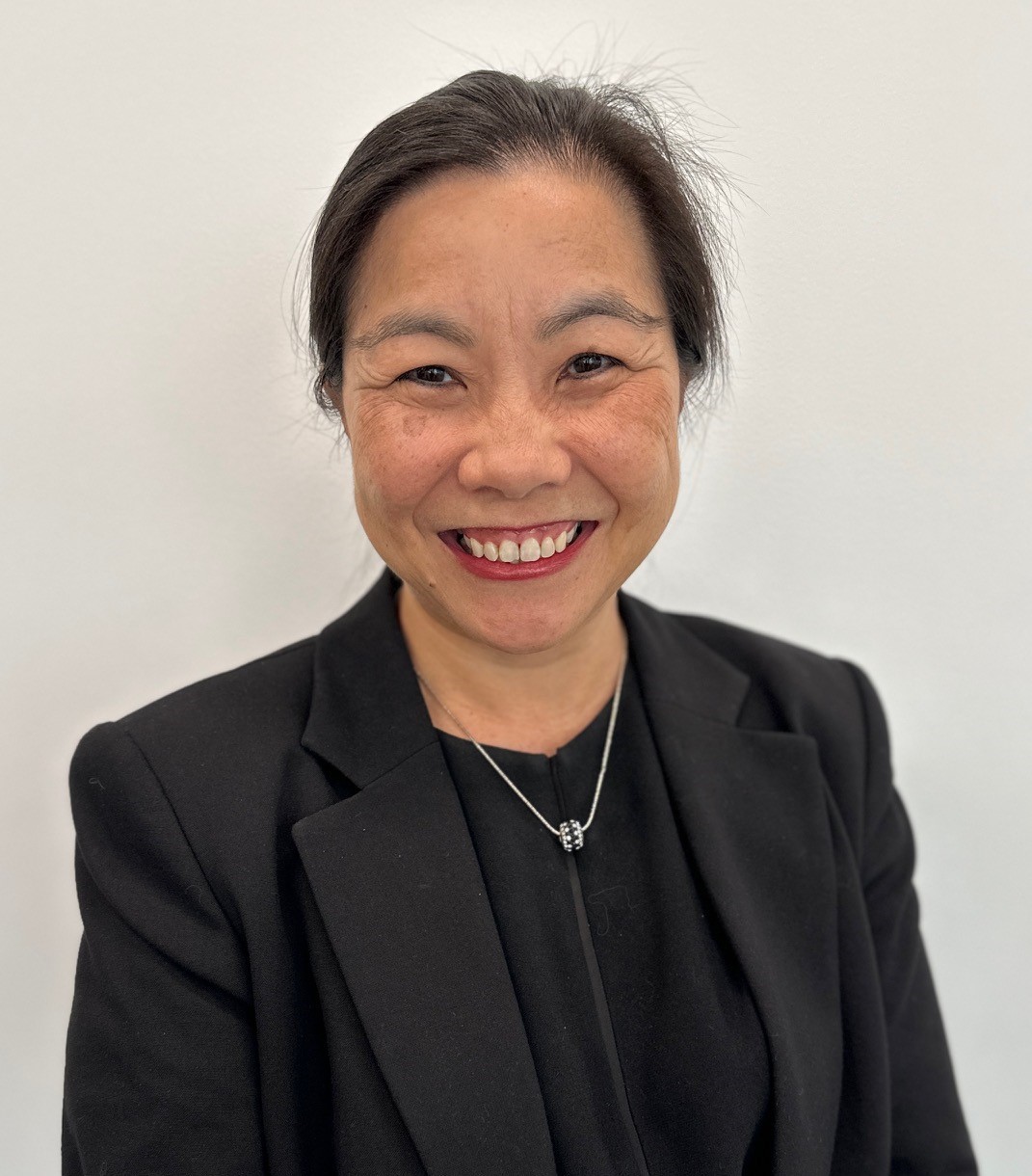 Narelle Leong