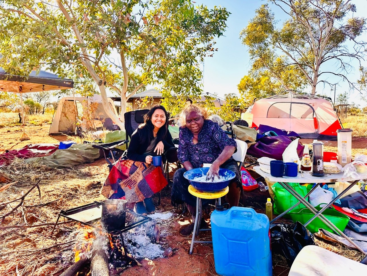 Evelyn (left) on country with her Warlpiri sister,, Yamurna Napurrurla (right).